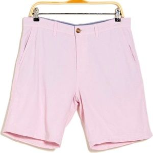 14TH AND UNION Flat Front Chambray Trim Fit Shorts
14TH & UNION